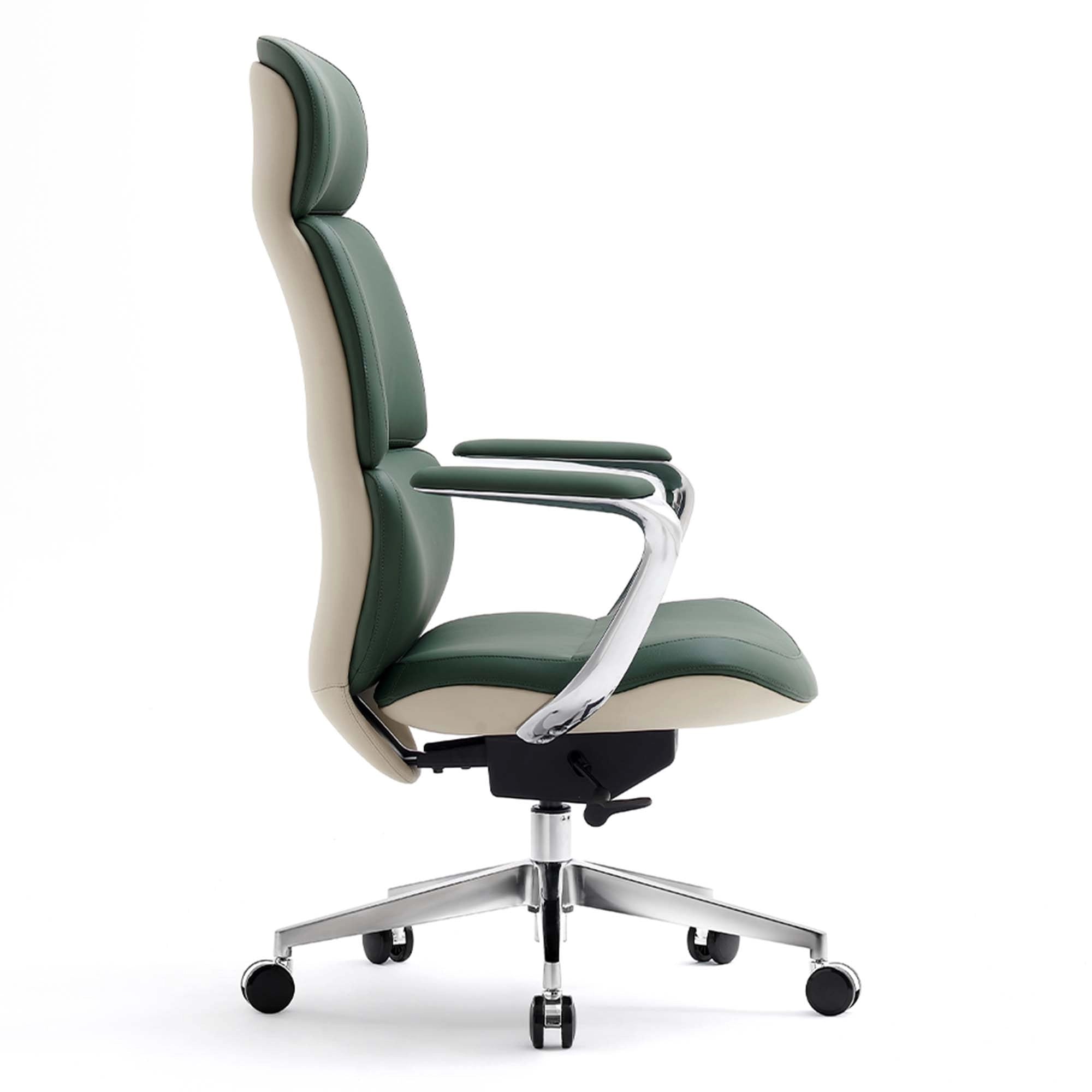 Nolan Lederstuhl mit klassischem Design