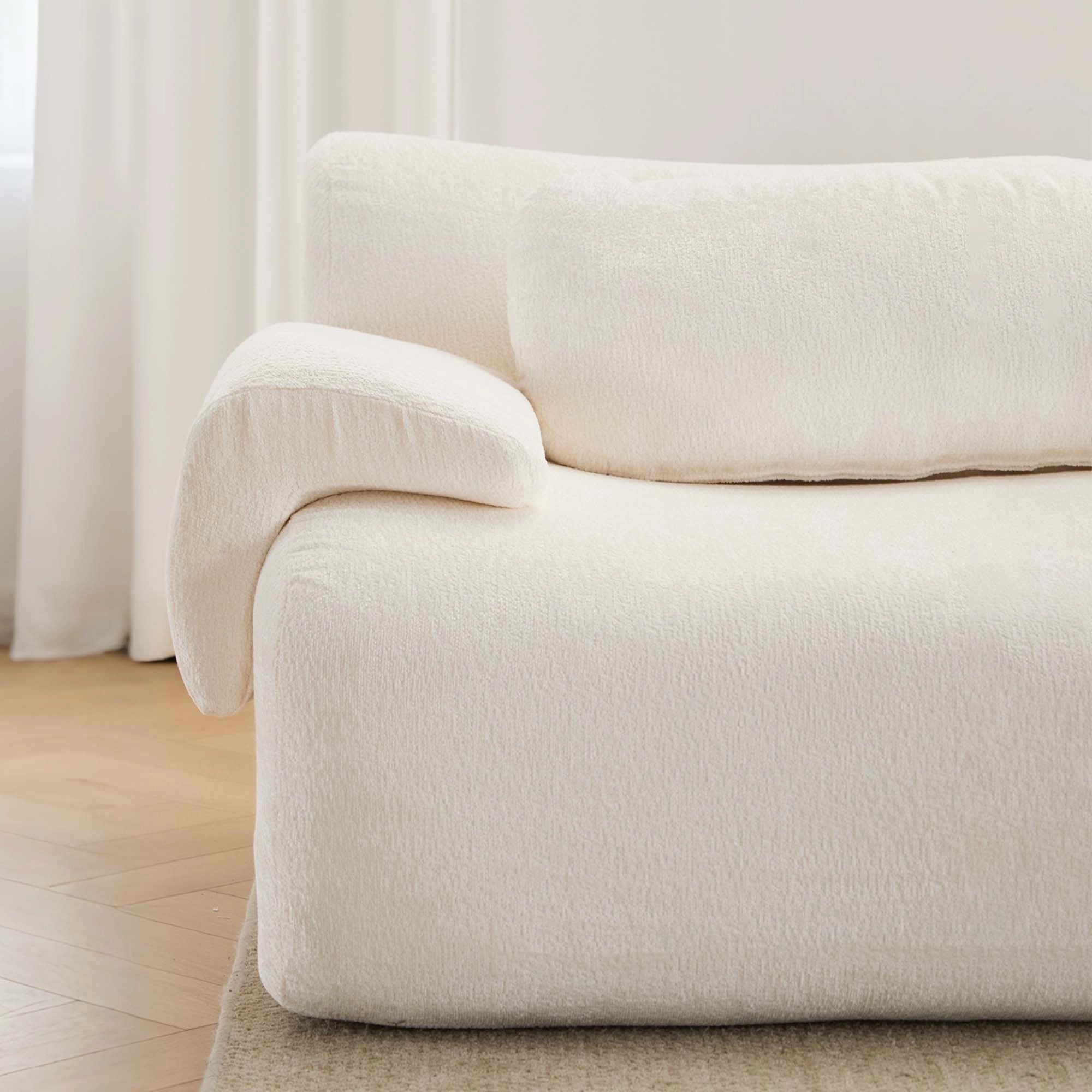 Nephele 2-Sitzer Komprimiertes Sofa mit Wellenform-Design